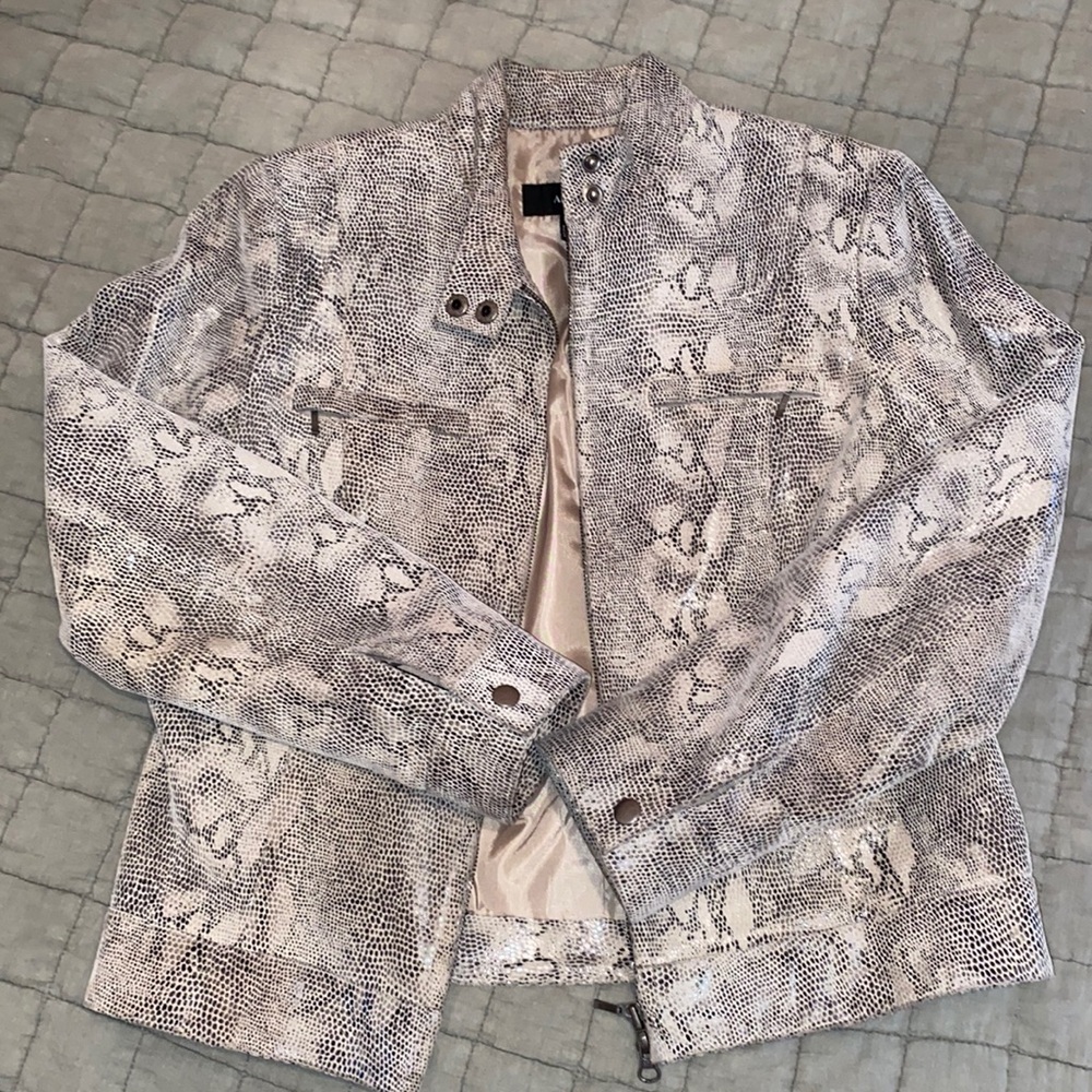 ALFANI Genuine Leather Snakeskin Print Moto Jacket size Medium